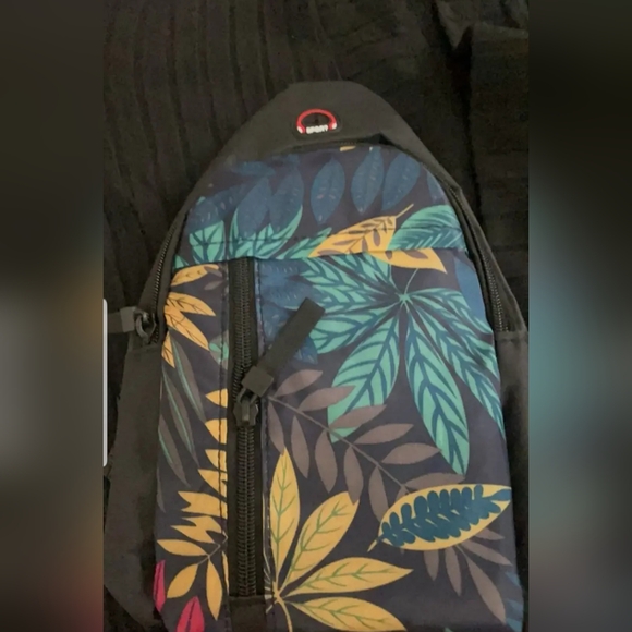 Unisex Multicolored Full Leaves Mini Chest Bag - Picture 7 of 7